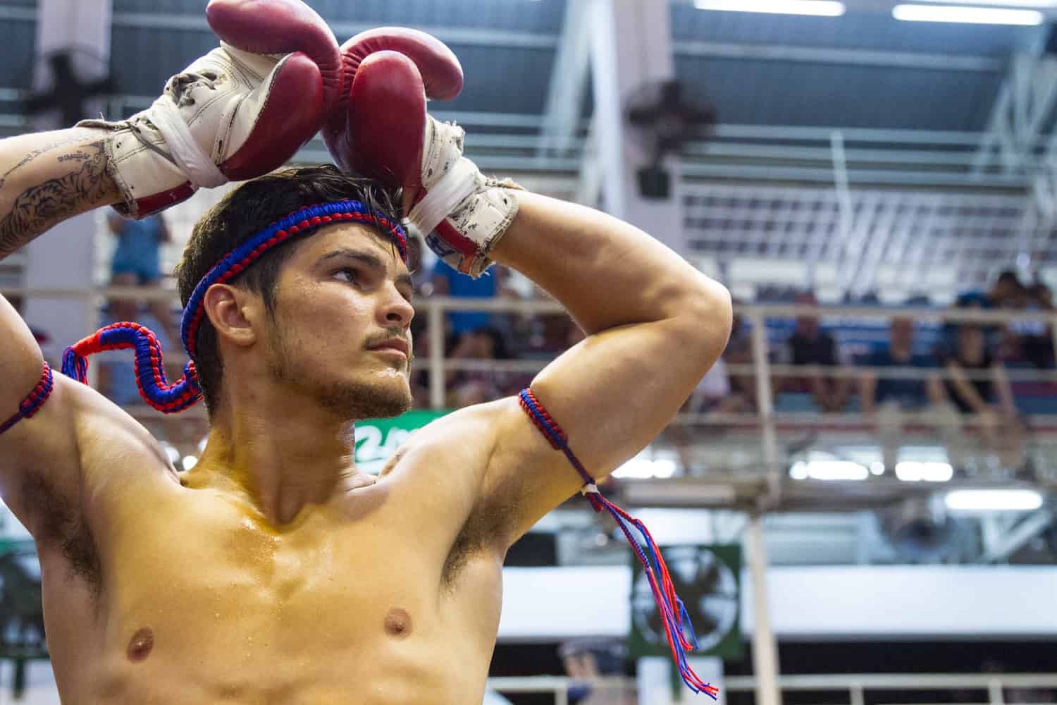 WATCH: Kane Worthy Sumalee VS Saksurin Lookhaojumpa at Bangla Boxing Stadium