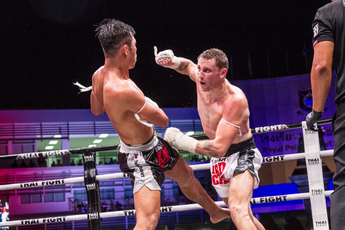 WATCH: Martin Avery VS Payak Samui at THAI FIGHT