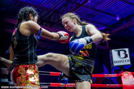 Rhona Walker - Body kick at Chokchai Stadium