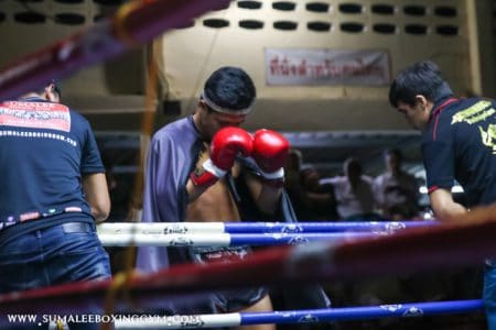 Watch Ellie Burr and Yok Sumalee Fight at Patong Stadium