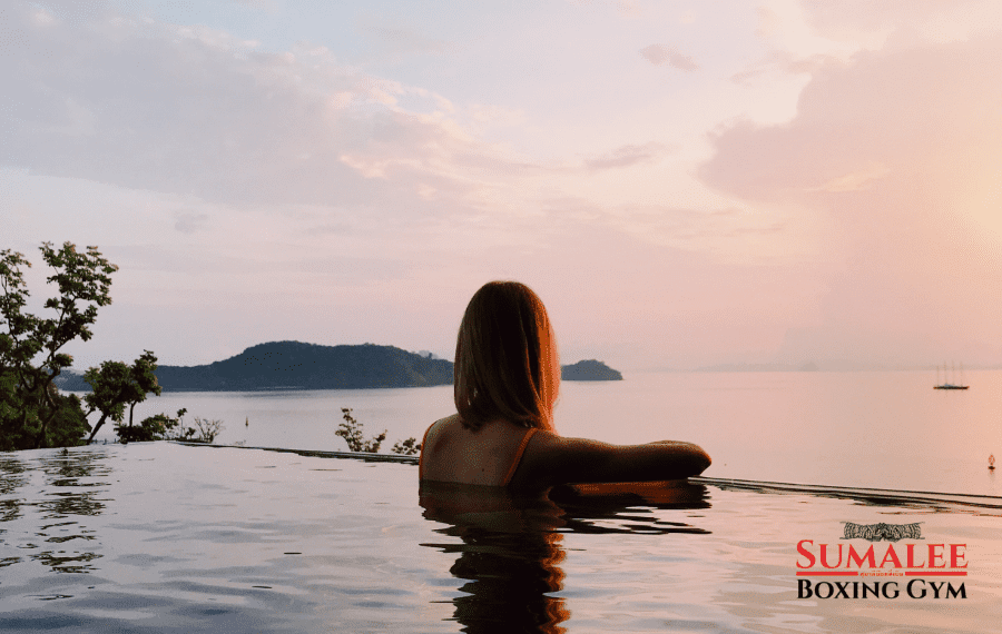 Infinity Pool - Solo Travel