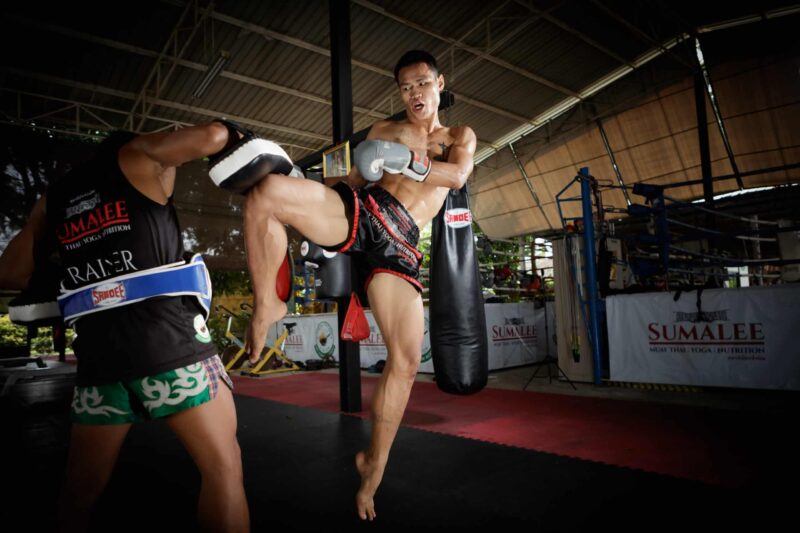 Muay Thai Flying Knee